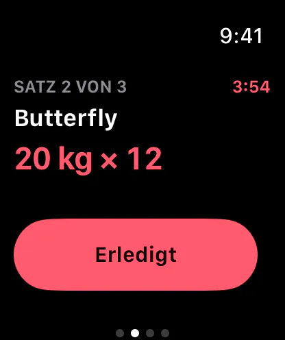 Die Uhr-App mitten im Training: der Satz, die Übung, das Gewicht mal Wiederholungen und ein Button Erledigt
